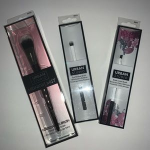 3 pcs -URBAN STUDIO by CALA makeup brush